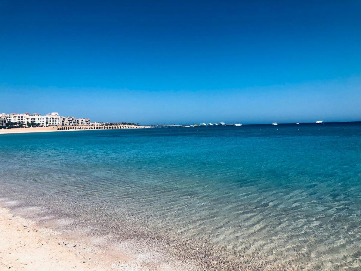 Elegant & Cozy Sea View - Azzurra Apartment Hurghada